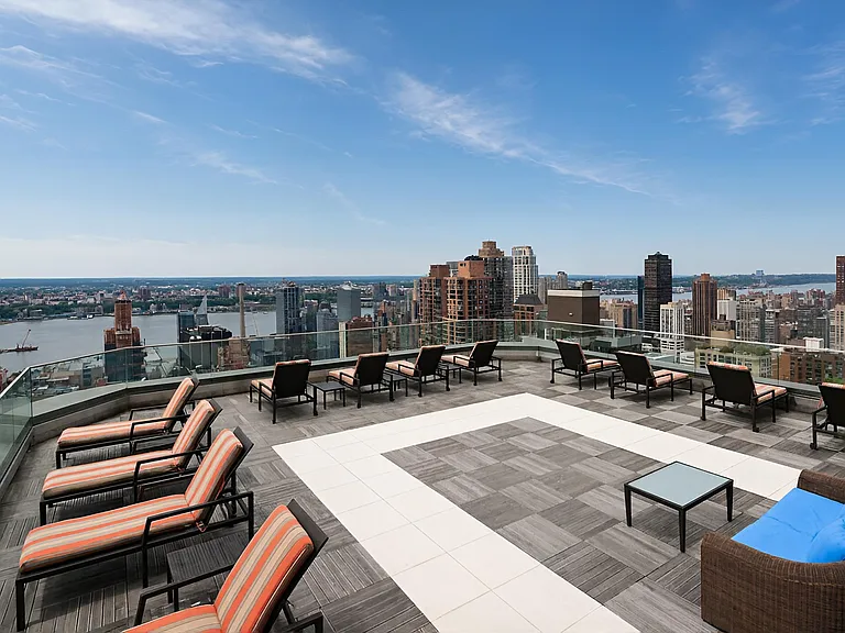 322 W 57th St #34Q — Photo 14