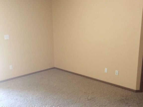4th image of 1040 Duchess Dr Unit 6