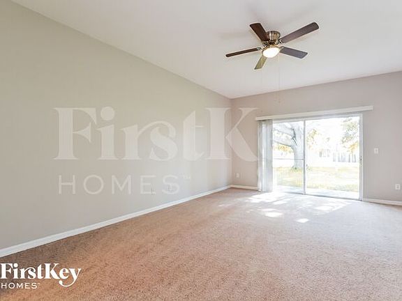 3rd image of 2530 Dwyer Ln