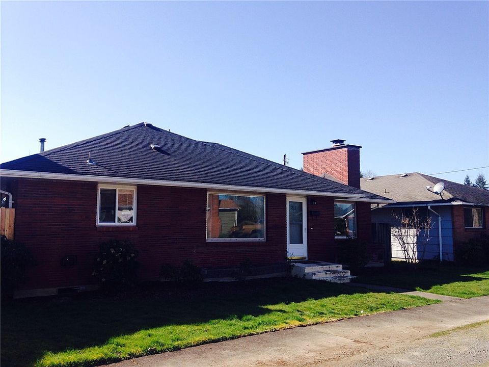 1st image of 215 Latona St