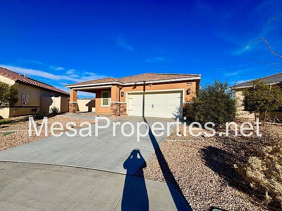 3rd image of 15886 Rain Lily Ct
