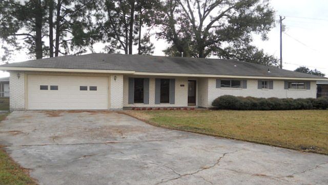 1st image of 1911 Laredo Dr