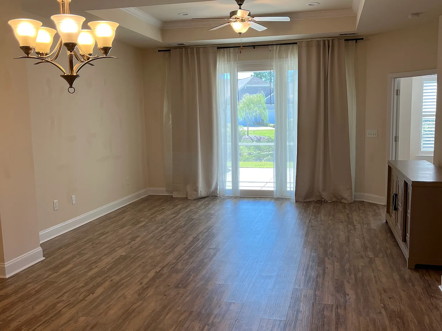 3 bed, 1542 sqft, $1,900 — Photo 3