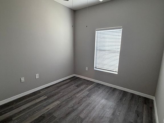2nd image of 1308 Saxony Cir #1308