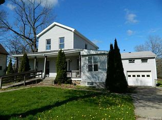 7012 Maple Rd, Alabama, NY 14001