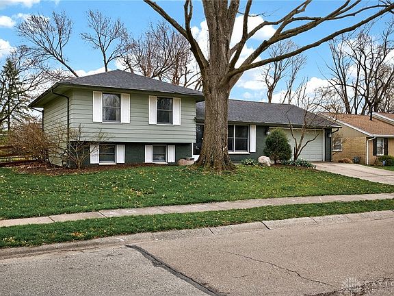 2nd image of 450 Evergreen Dr