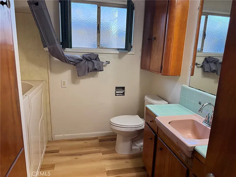 831 W Harvard Pl — Photo 14