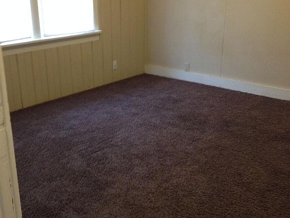 5th image of 709 5th Ave E
