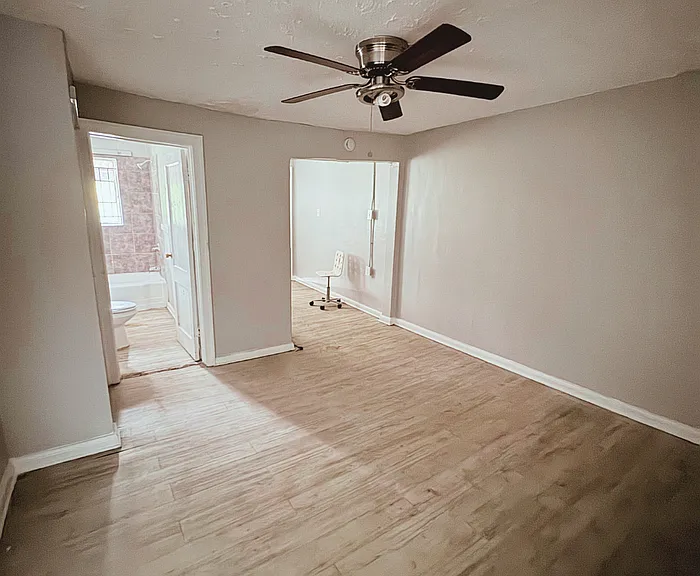 289 W Lake Ave NW #9 — Photo 1