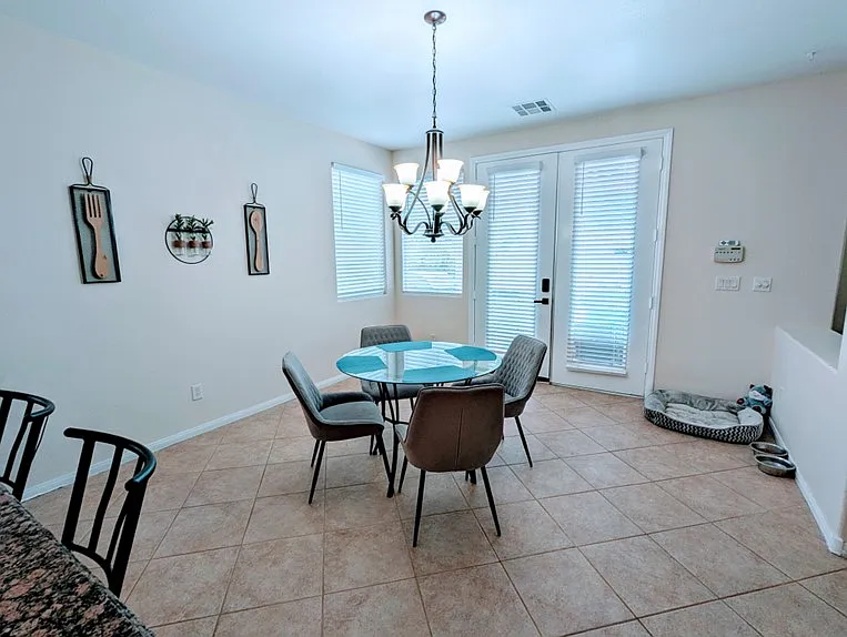 11025 Edina Ct — Photo 6