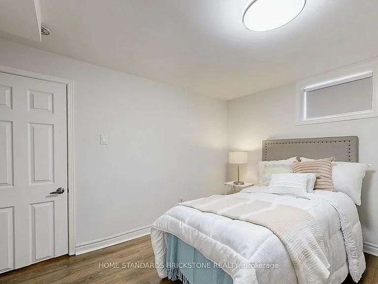 Janette St — Photo 18