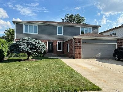 Front of 2-Flat