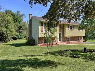 435 Hemlock Ln, Etters, PA 17319