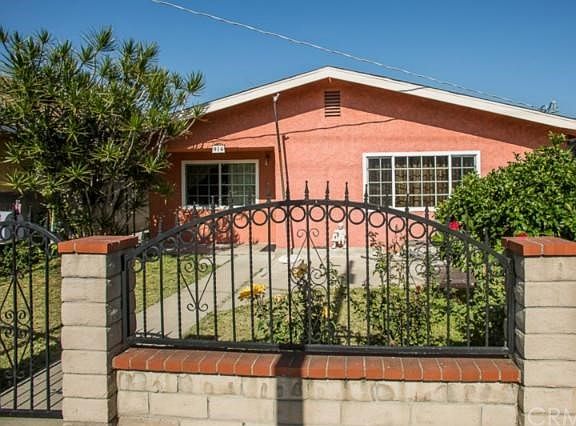 Front of House, Iron Wok Gate & Fence.