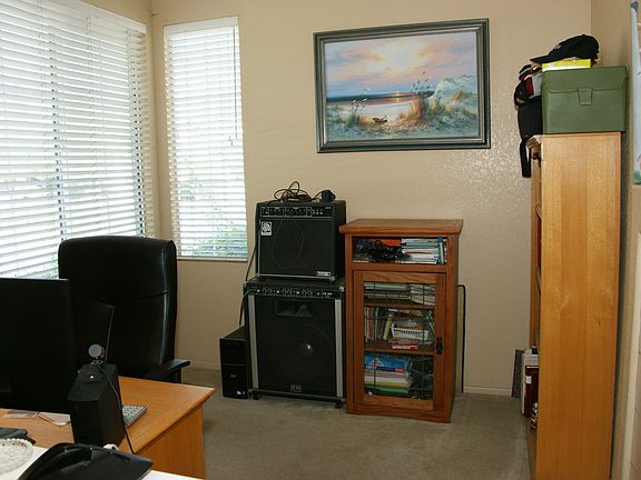 3rd image of 660 Calle Miguel
