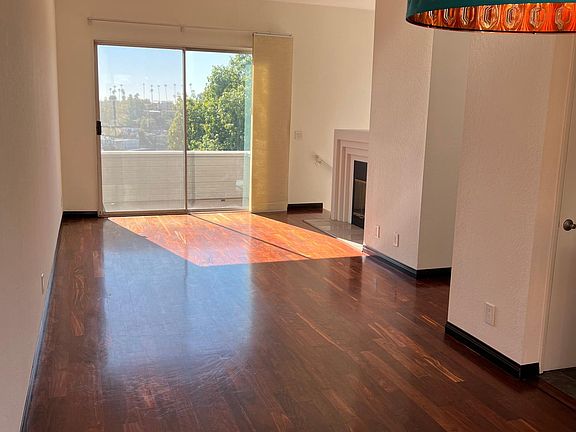 4th image of 1653 Micheltorena St APT 3