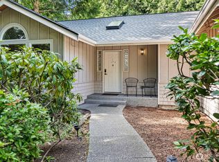 43 Clipper Ln, Port Ludlow, WA 98365