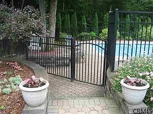2nd image of 10 Wheeler Creek Ct