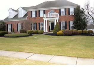 711 W Melissa Dr, Yardley, PA 19067