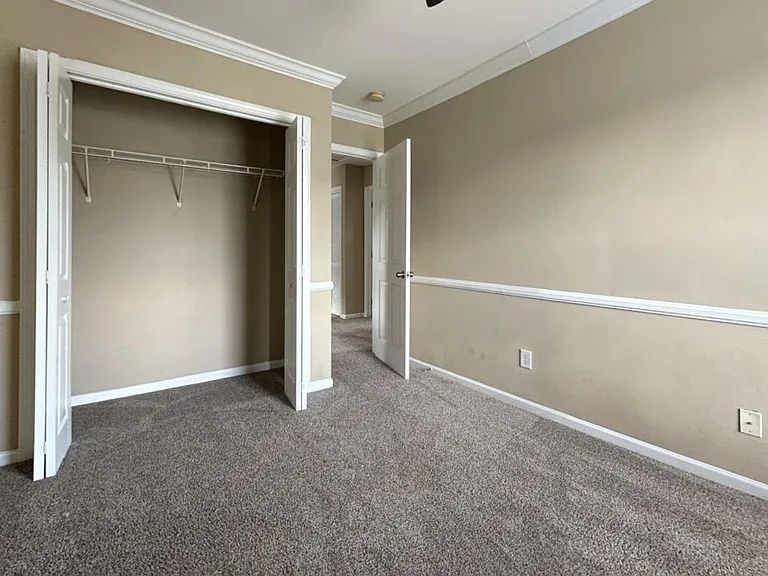 131 Red Leaf Blvd — Photo 9