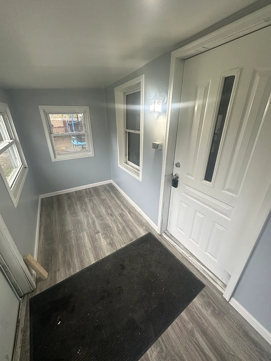 Building Photo - 488 W Wilbeth Rd