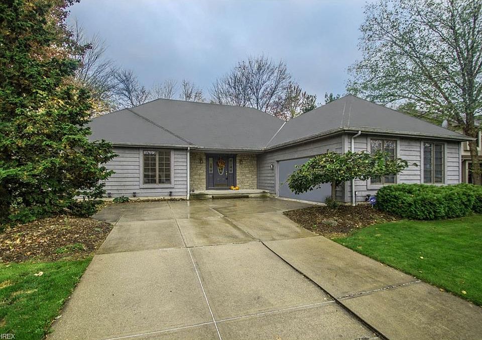 1st image of 19685 Summer Place Dr
