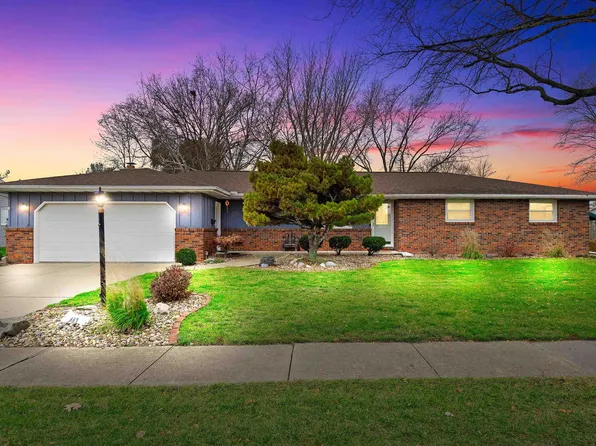 441 S Montana Ave, Morton, IL 61550