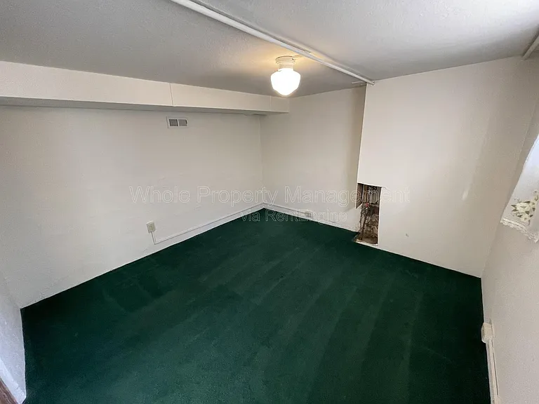 4909 Beach Ct — Photo 20