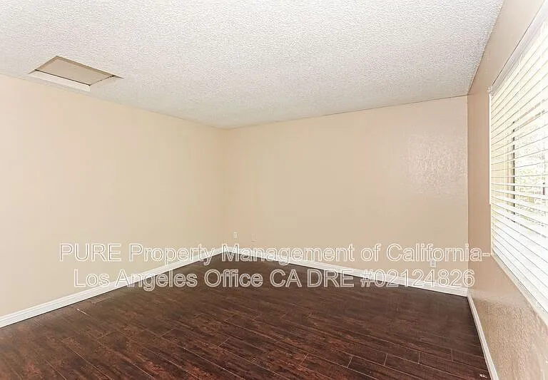 23815 Hemlock Ave #7 — Photo 13