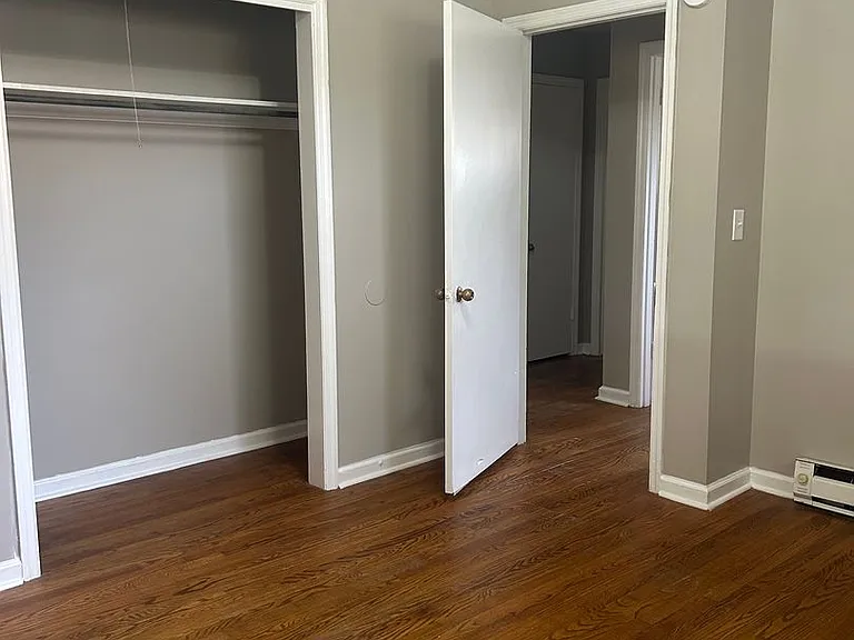 1231 John Ross Road — Photo 4