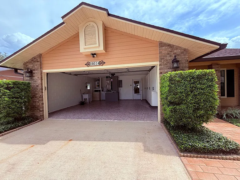 10114 Clairmel Ct — Photo 18