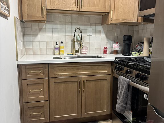 3rd image of 3837 37th St #B