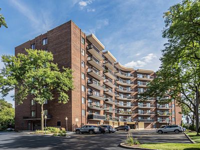 711 S River Rd APT 510, Des Plaines, IL, 60016