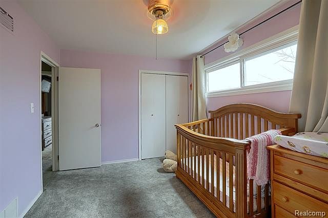 37688 Groesbeck Hwy, photo 15