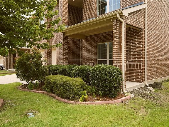 3rd image of 5611 Coventry Dr