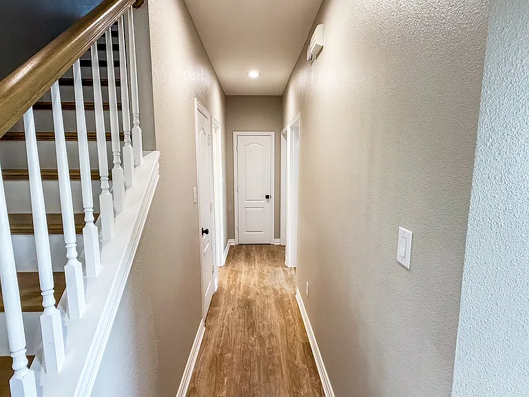200 N Sorrells Rd — Photo 8