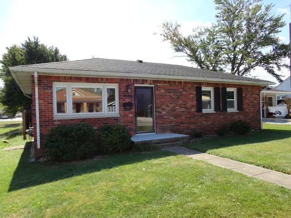 1226 W Warren St, Mitchell, IN 47446