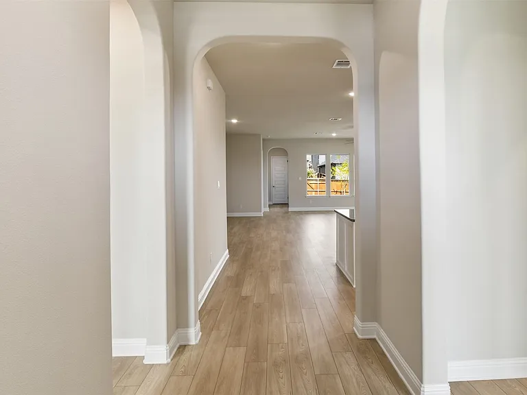 2524 Ballaster Mews — Photo 5
