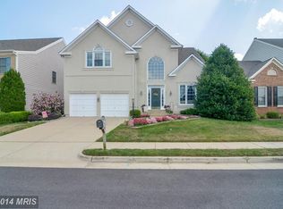 917 Herons Run Ln, Woodbridge, VA 22191