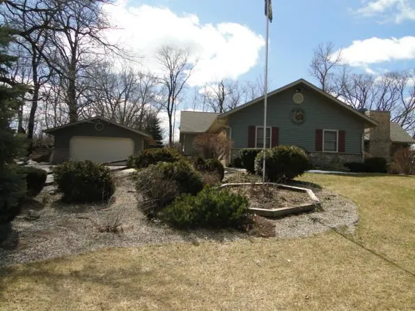 409 Main St E, Rochester, WI 53105