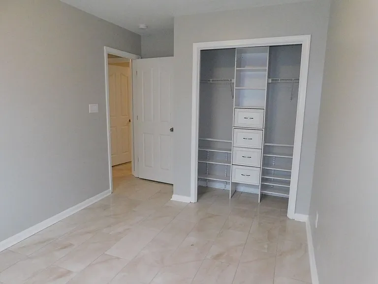 2027 E Park Dr — Photo 15