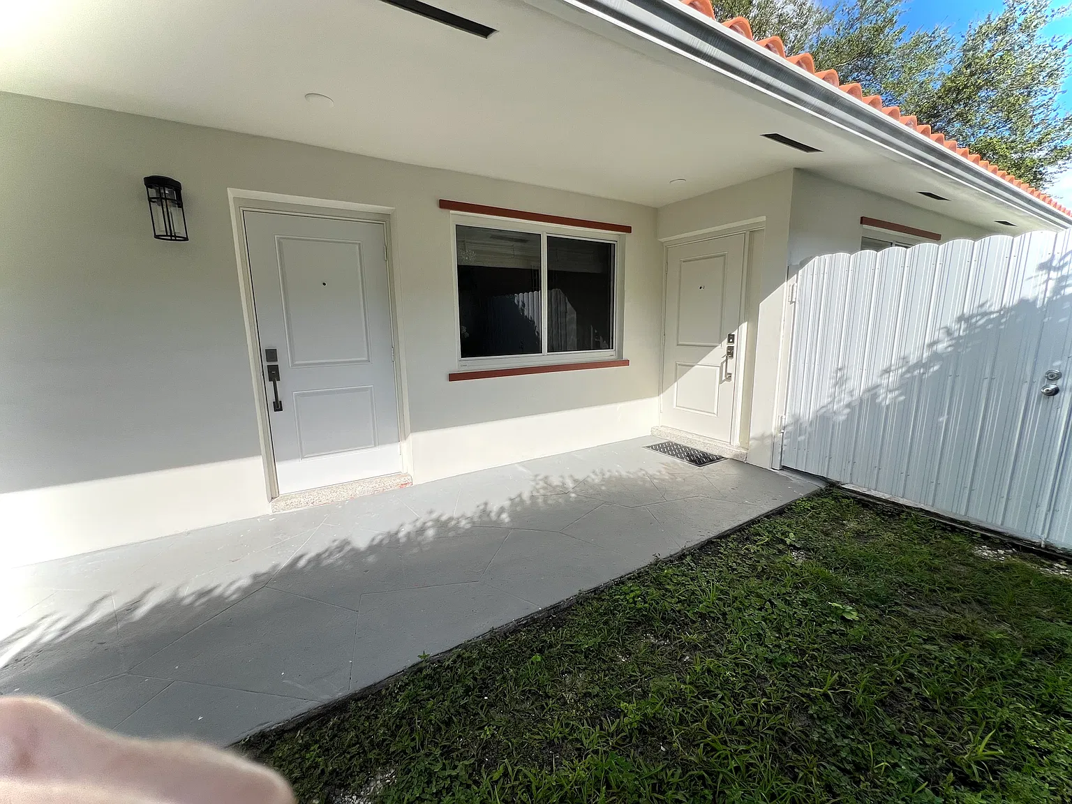 2 bed, 1350 sqft, $2,700 — Photo 2