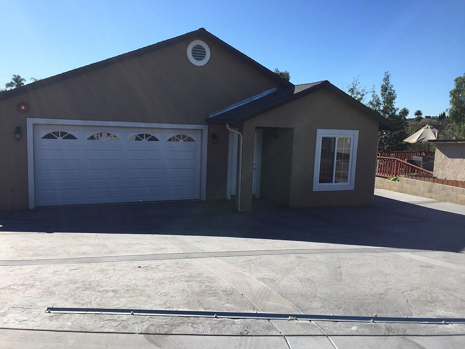 1st image of 2554 Fenton Pl