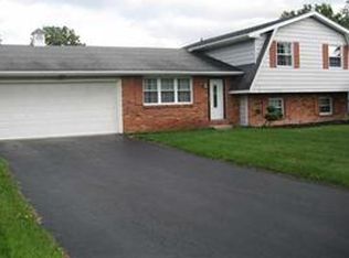 5707 Aaron Dr, Lockport, NY