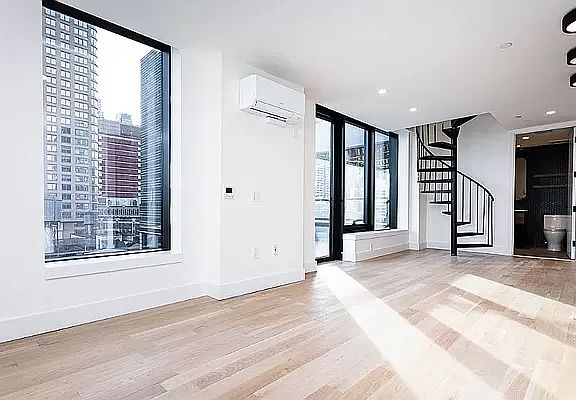 3rd image of 260 Gold St #1202-13