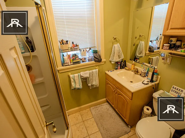 90 Gordon St #401 — Photo 8