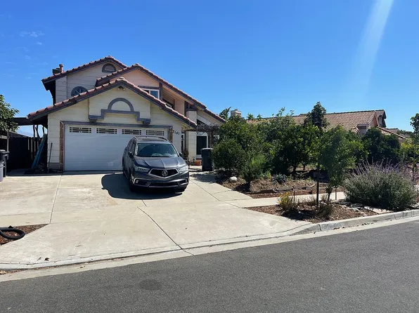 3141 Nutmeg Dr, Corona, CA 92882