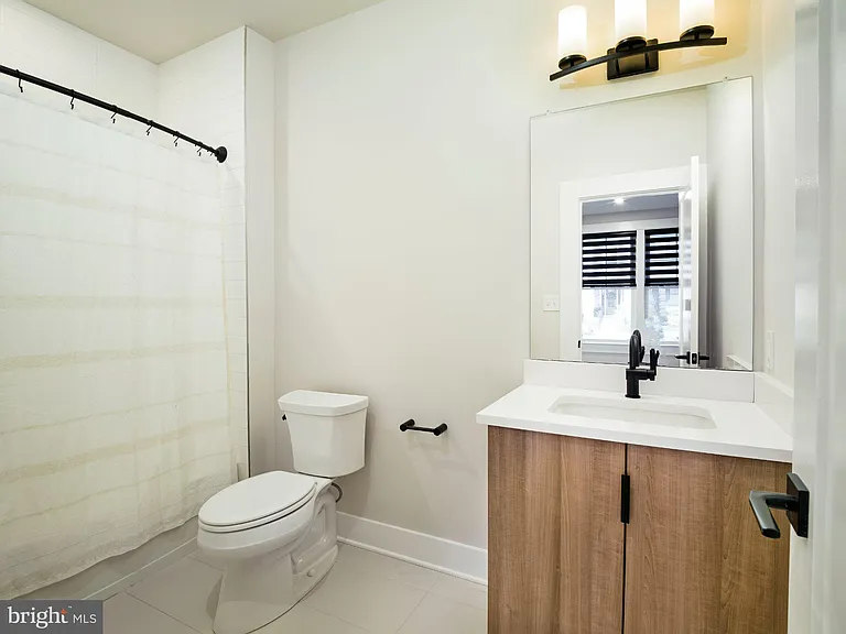 304 Squire Dr — Photo 6