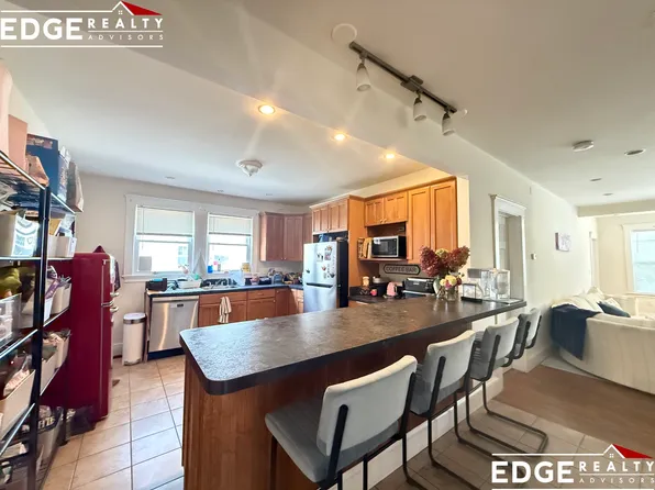 45 Radnor Rd, Boston, MA