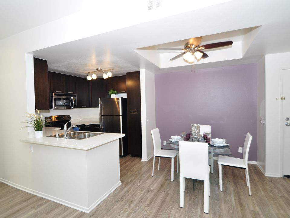 Dining Room ft. Accent Wall